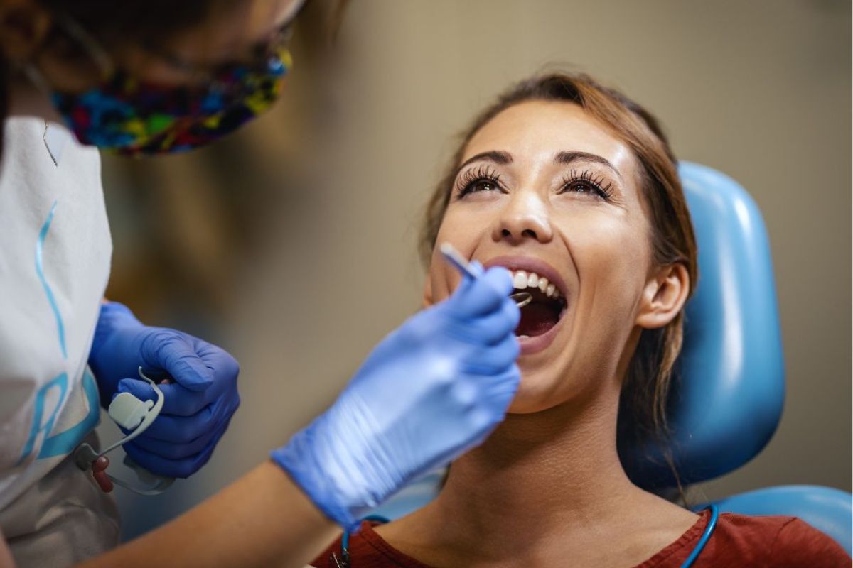 signs you need to see a dentist immediately